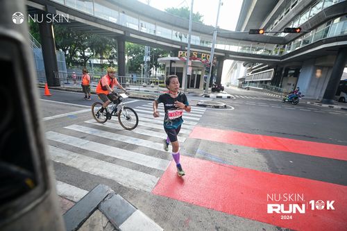 Race photo from Nu Skin Run 10K