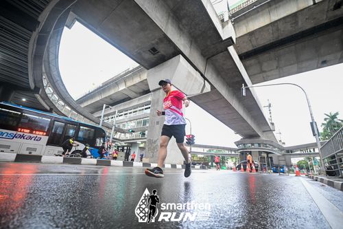Race photo from Smartfren Run 2024
