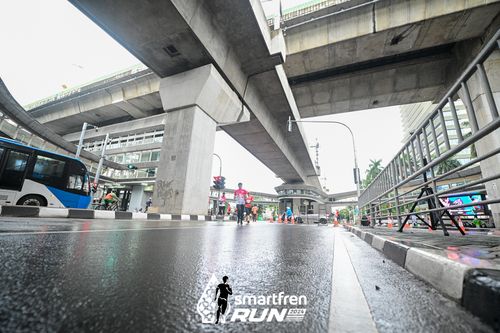Race photo from Smartfren Run 2024
