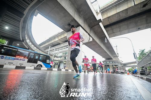 Race photo from Smartfren Run 2024