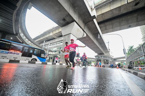 Race photo from Smartfren Run 2024