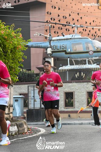 Race photo from Smartfren Run 2025 
