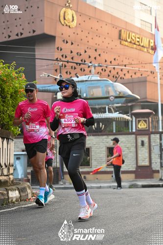 Race photo from Smartfren Run 2025 