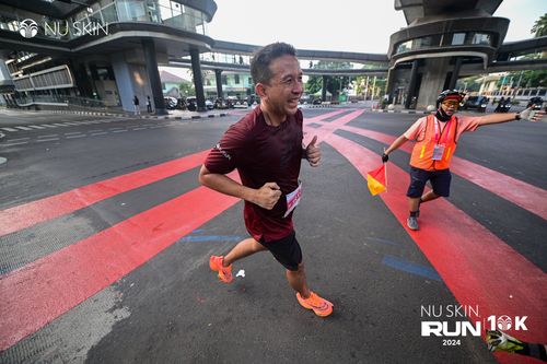 Race photo from Nu Skin Run 10K
