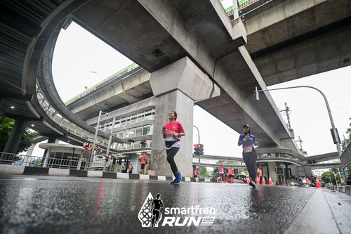 Race photo from Smartfren Run 2024