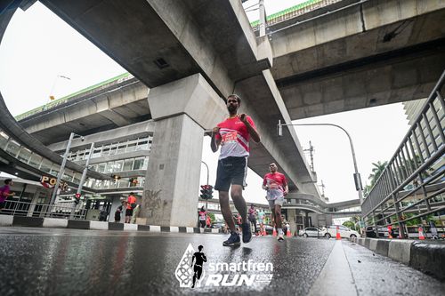 Race photo from Smartfren Run 2024