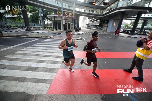 Race photo from Nu Skin Run 10K