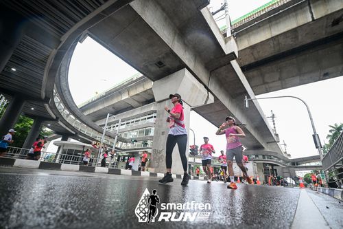 Race photo from Smartfren Run 2024