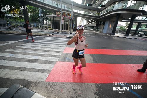 Race photo from Nu Skin Run 10K