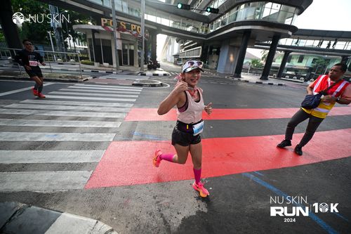 Race photo from Nu Skin Run 10K