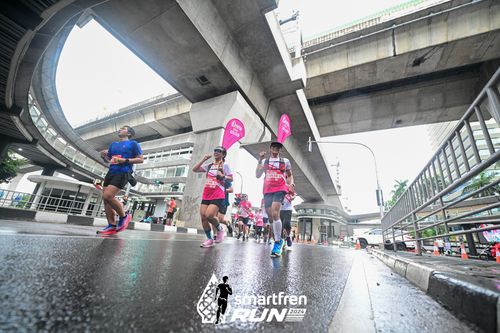 Race photo from Smartfren Run 2024