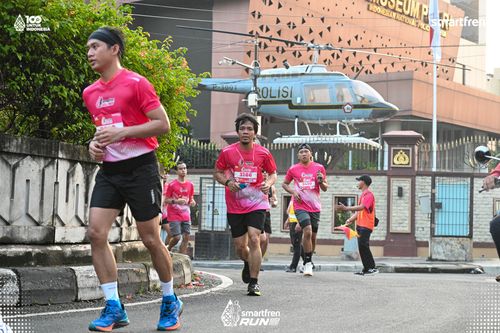 Race photo from Smartfren Run 2025 