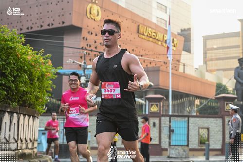 Race photo from Smartfren Run 2025 