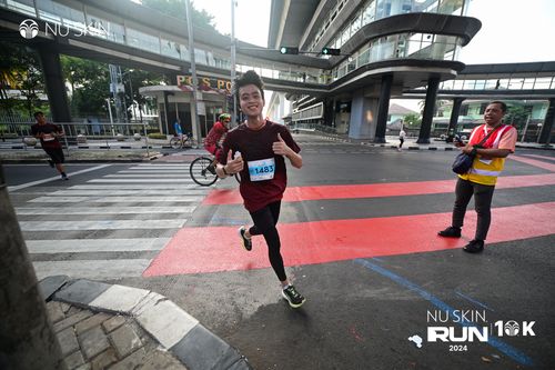 Race photo from Nu Skin Run 10K