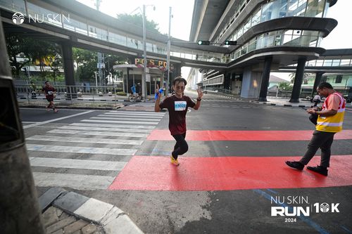 Race photo from Nu Skin Run 10K