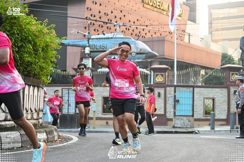 Race photo from Smartfren Run 2025 