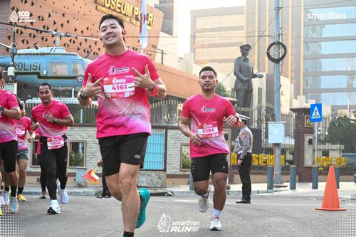 Race photo from Smartfren Run 2025 