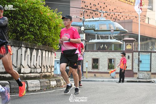 Race photo from Smartfren Run 2025 