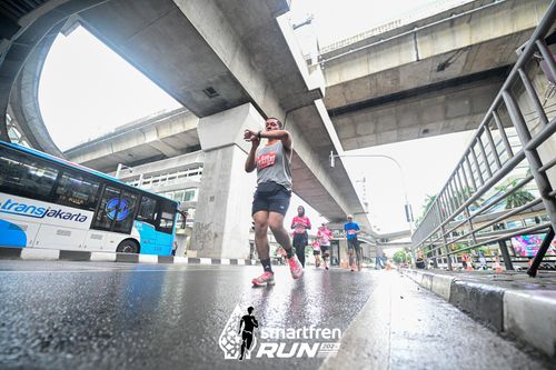 Race photo from Smartfren Run 2024