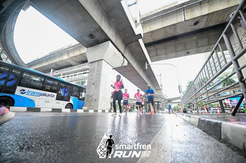 Race photo from Smartfren Run 2024