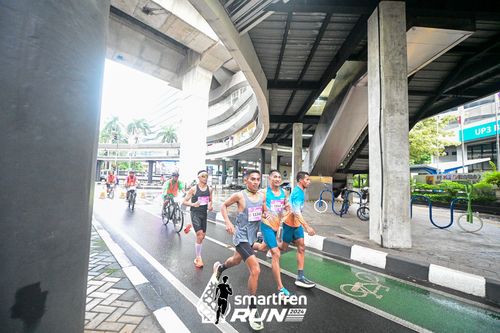 Race photo from Smartfren Run 2024