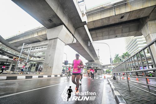 Race photo from Smartfren Run 2024