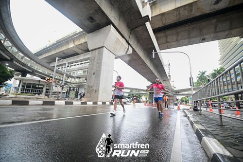 Race photo from Smartfren Run 2024