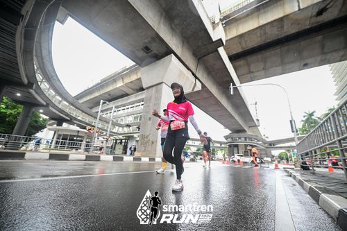 Race photo from Smartfren Run 2024