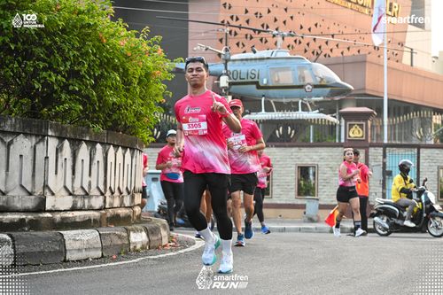 Race photo from Smartfren Run 2025 