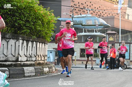 Race photo from Smartfren Run 2025 