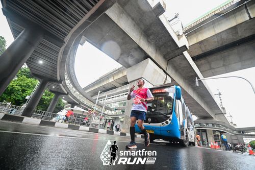 Race photo from Smartfren Run 2024