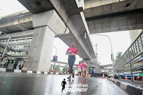 Race photo from Smartfren Run 2024