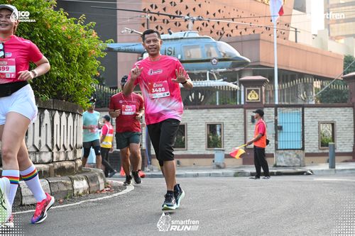 Race photo from Smartfren Run 2025 
