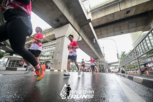 Race photo from Smartfren Run 2024