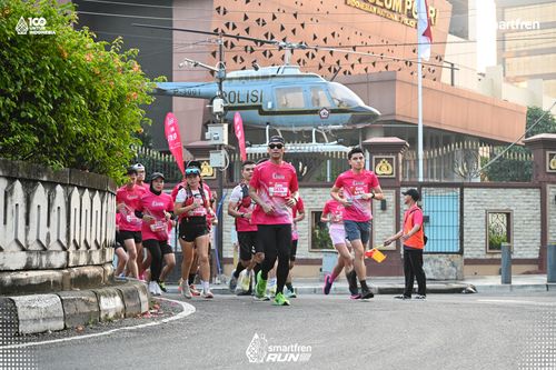 Race photo from Smartfren Run 2025 