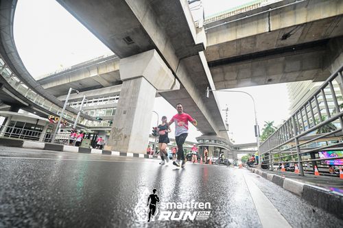 Race photo from Smartfren Run 2024