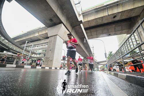 Race photo from Smartfren Run 2024