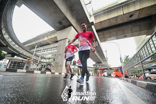 Race photo from Smartfren Run 2024