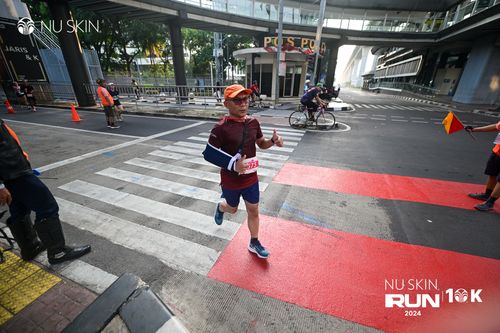 Race photo from Nu Skin Run 10K