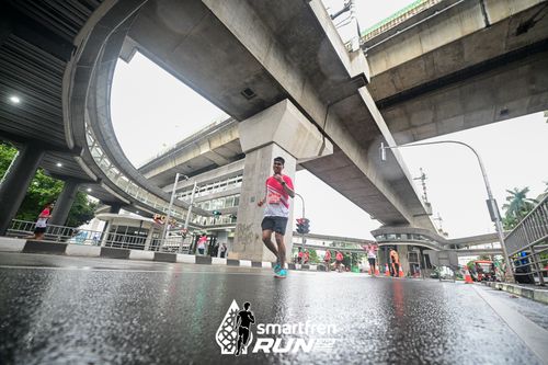Race photo from Smartfren Run 2024