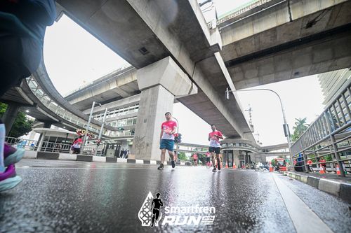 Race photo from Smartfren Run 2024