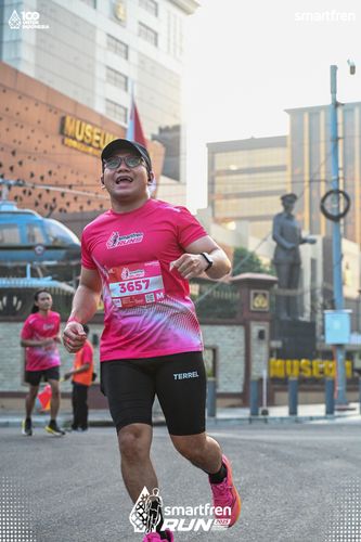 Race photo from Smartfren Run 2025 