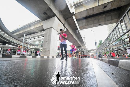 Race photo from Smartfren Run 2024
