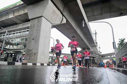 Race photo from Smartfren Run 2024
