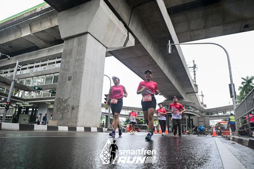 Race photo from Smartfren Run 2024