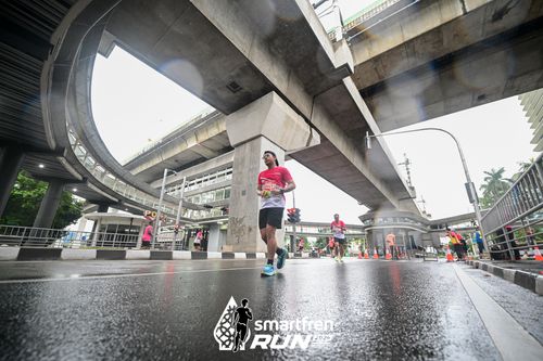 Race photo from Smartfren Run 2024