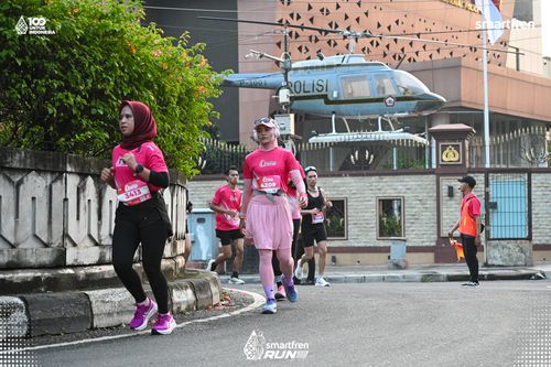 Race photo from Smartfren Run 2025 