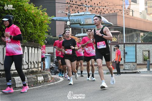 Race photo from Smartfren Run 2025 