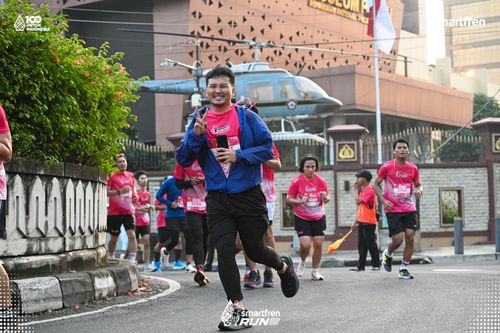 Race photo from Smartfren Run 2025 