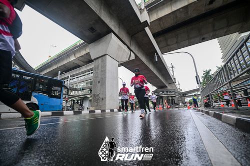 Race photo from Smartfren Run 2024